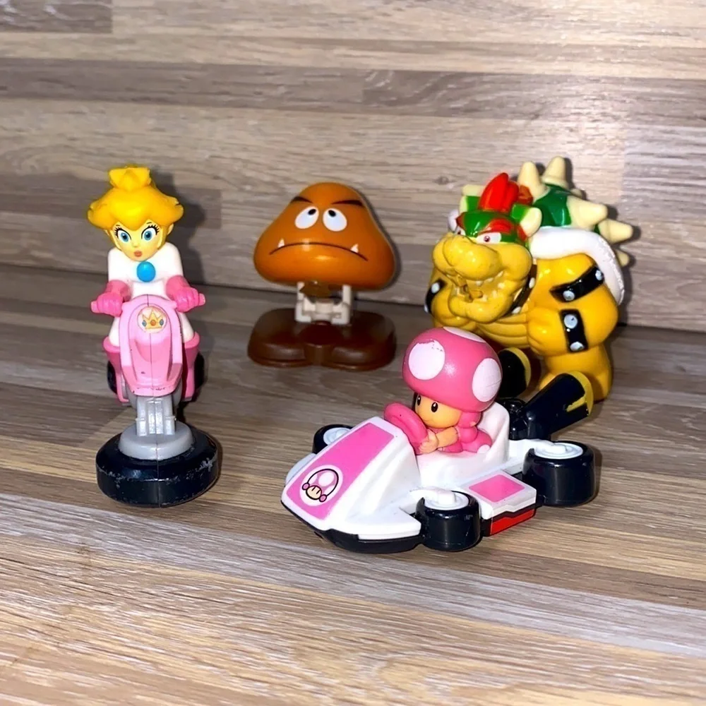 Mario world Nintendo toys Mario Brothers vintage to newer toys Universal Studios